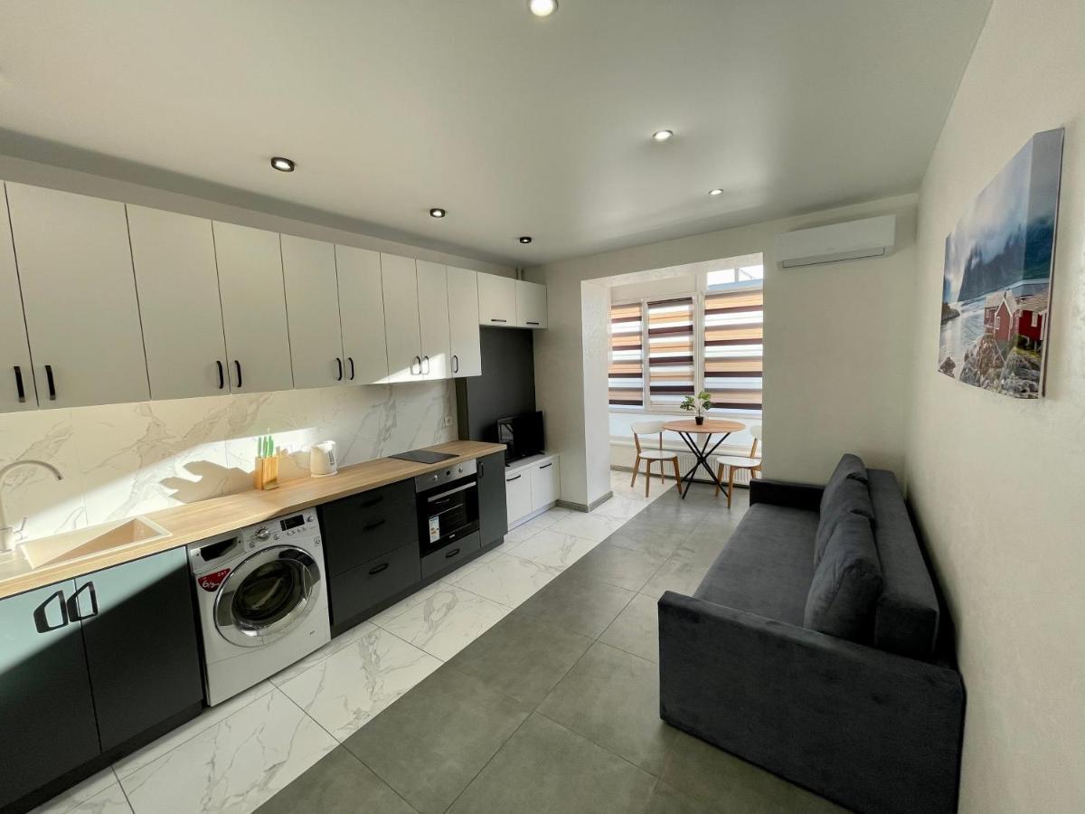 Apartment Premium In Center Ивано-Франковск Экстерьер фото